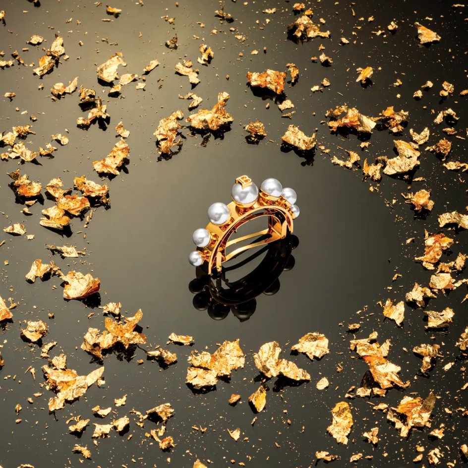 Balmain Limited Edition Pearl Hair Clip Large FW24 - Image 4